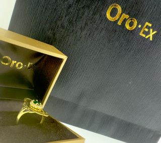 ANILLO DE 18 QUILATES CON CIRCONITA.