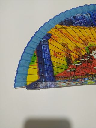 Abanico pintado: Noche calles verano