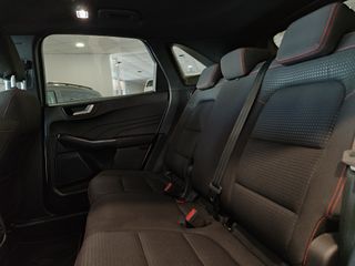 FORD Kuga 1.5 EcoBoost ST-Line FWD