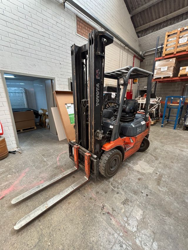 Toyota 02-7FDF18 Carretilla Elevadora