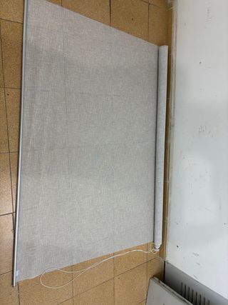 5 estores de 150 cm de ancho. Color blanco