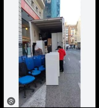 Portes y mudanzas