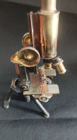 Microscopio antiguo inglés Stanley