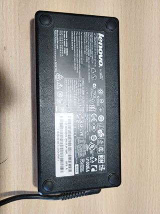Cargador Lenovo - Portátil