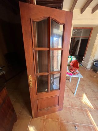 Puerta interior cristalera madera