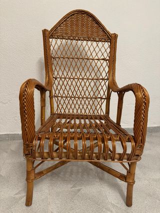 Silla mimbre y 2  almohadón- multicolor