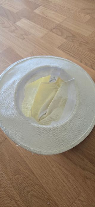 Sombrero blanco c/cinta negra
