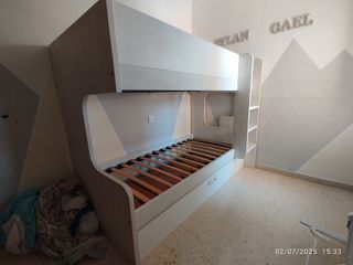 Litera infantil triple