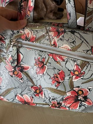 Bolso GUESS floral