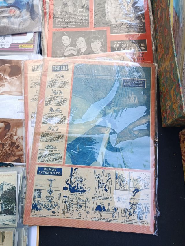 2 Revistas " Hola 1957"