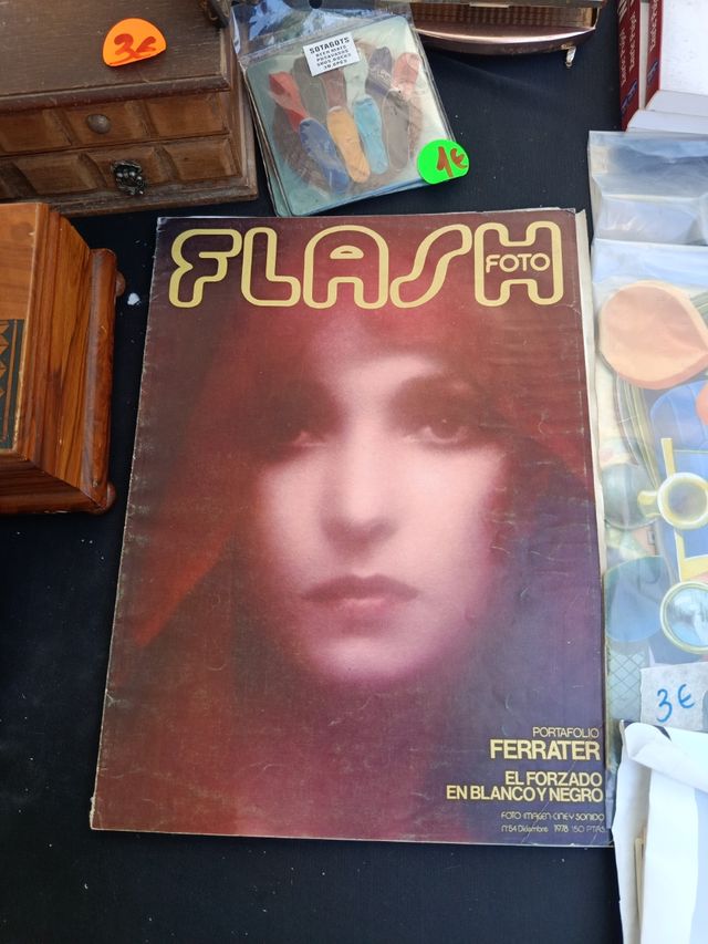 3 revista flash foto