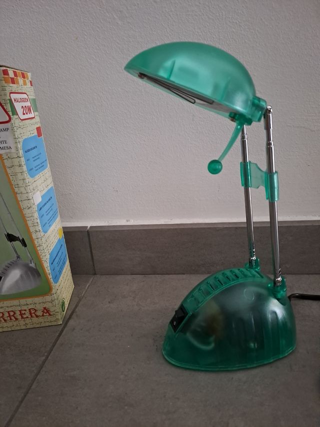 Lampada da scrivania nuova Carrera verde