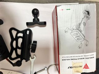 Soporte móvil Buggy o moto carga inalámbrica