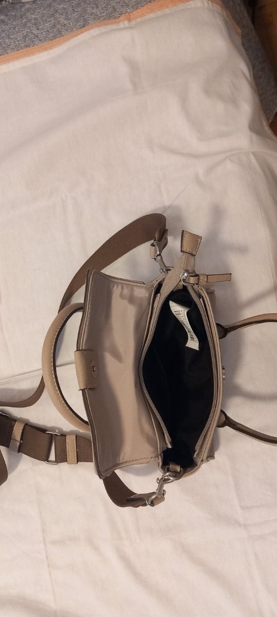 Bolso pequeño Parfois.