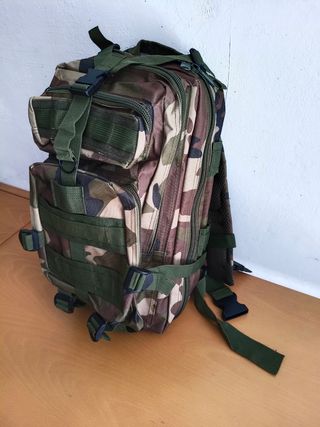 Mochila montaña 25L camuflaje