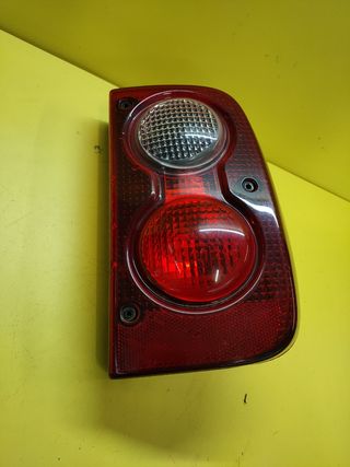 PILOTO TRASERO DERECHO LAND ROVER FREELANDER
