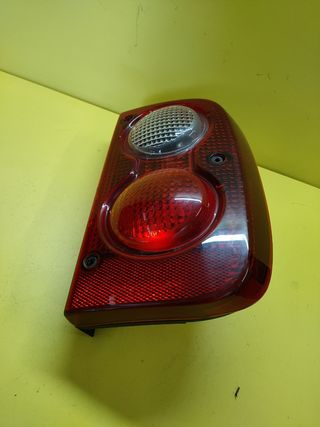 PILOTO TRASERO DERECHO LAND ROVER FREELANDER