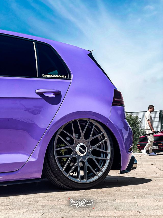 Llantas rotiform con neumáticos casi nuevos.