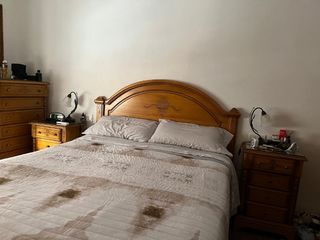 2 mesitas y tocador cabezal y armario 5 puerta 