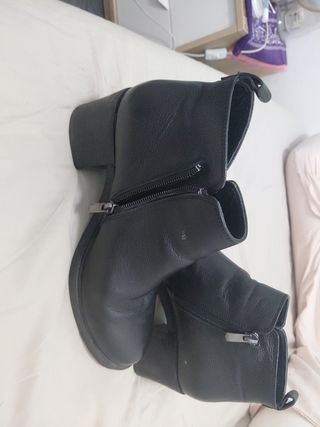 Botines negros tacón