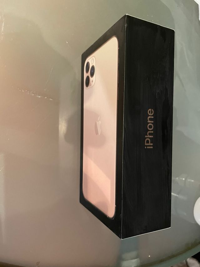 Caixa iPhone 11 Pro Max 64GB - Rosa