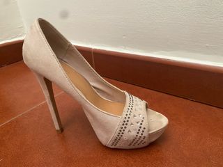 Zapatos de tacón alto