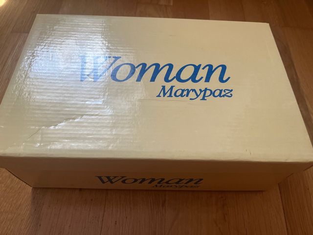 Sandalias de mujer color fucsia