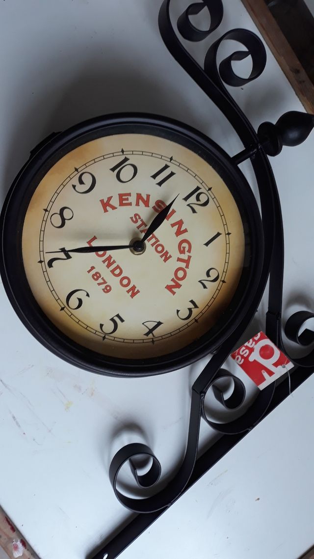 Reloj estación tren