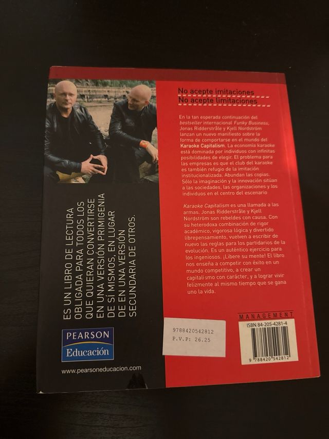 Karaoke capitalim: Management para la humanidad