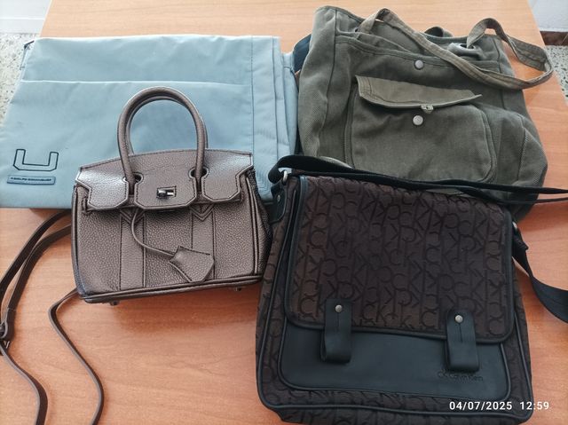 4 Bolsos: Calvin Klein + otros