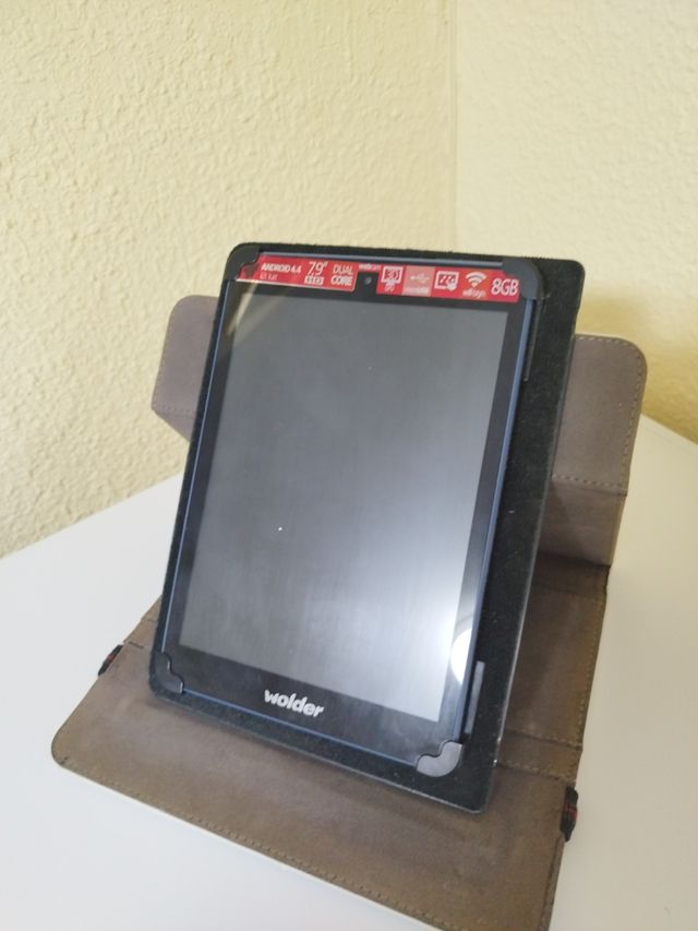 Tablet Wolder 7.9" android 4.4
