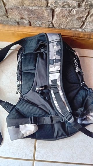 Mochila Rockrider 20L - Gris&Negra