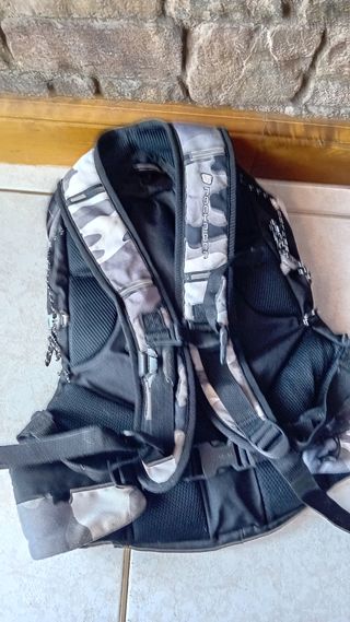 Mochila Rockrider 20L - Gris&Negra