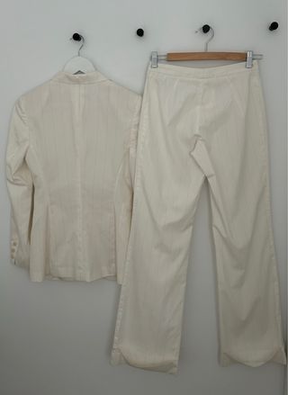 Traje Massimo Dutti beige verano