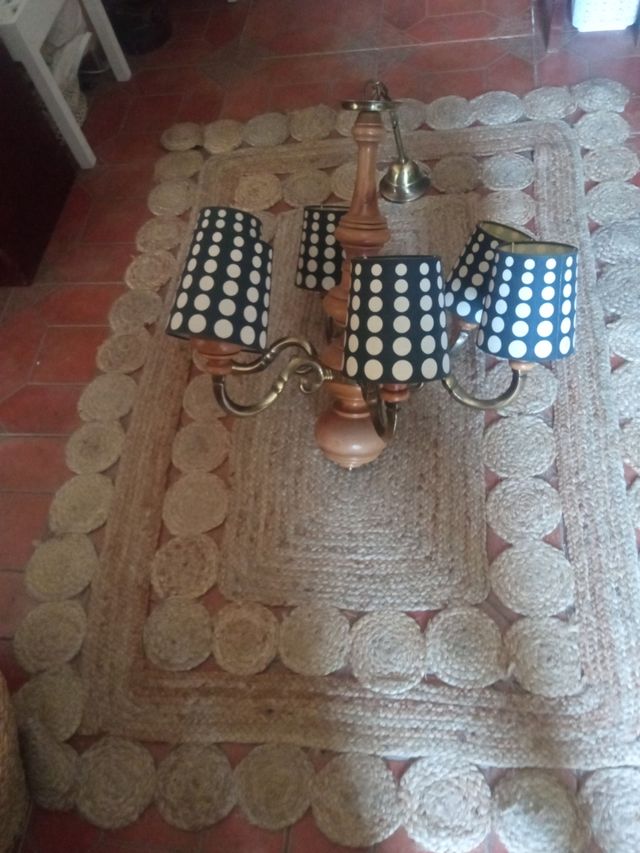 Lampada in legno e bronzo