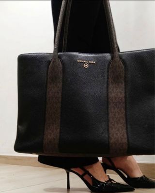 Bolso MICHAEL KORS negro y marrón