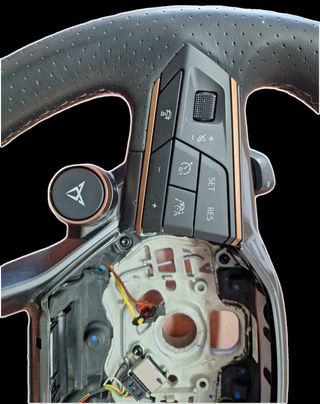 Volante CuPRA León