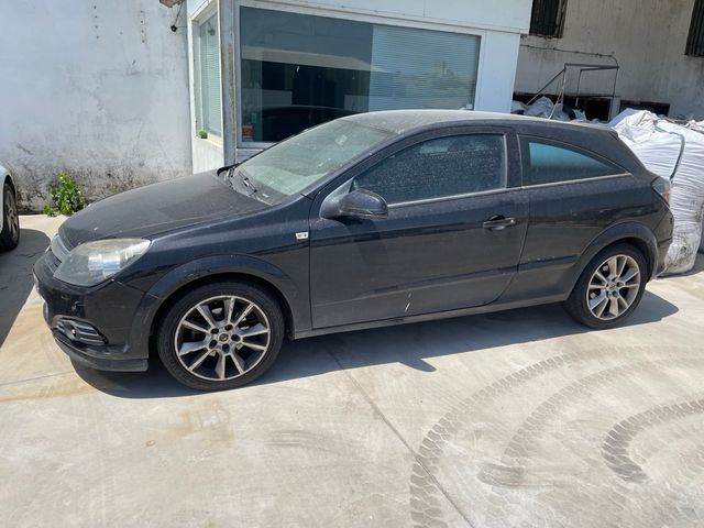 Opel Astra GTC 1.7 100cv - Despiece