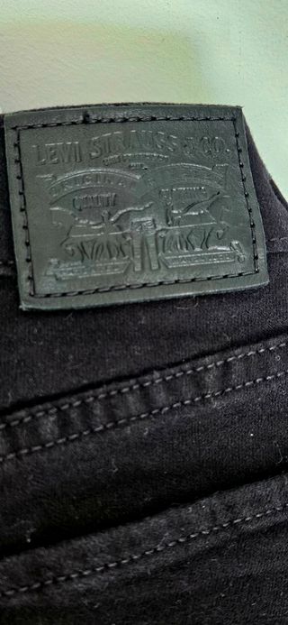 Levi's 711 Skinny Jeans Negro 23