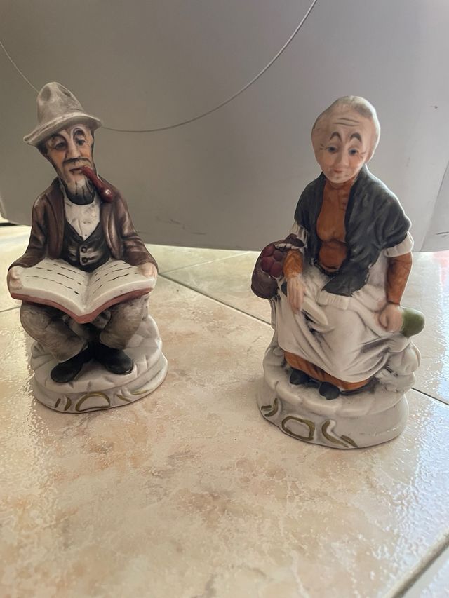 Statuine Capodimonte - coppia anziani