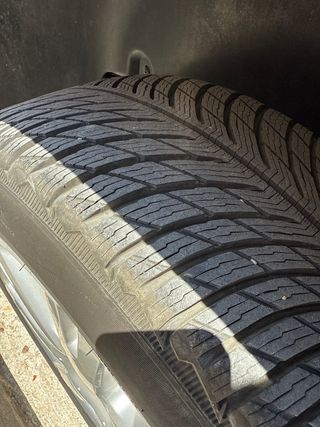 Neumáticos Michelin Pilot Alpin 5 - 235/55/18