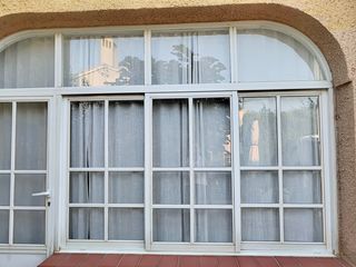 1 PUERTA, 3 VENTANAS CORREDERAS