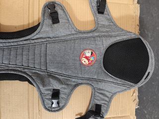 Mochila portabebés TucTuc