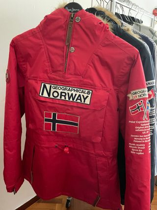Geographical Norway - Chaqueta Roja