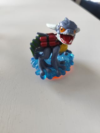 Pack 8 Skylanders: 6 normales + 2 especiales
