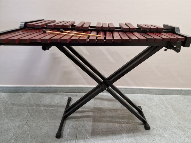 Xilófono 37 Barras, 3 Octavas.