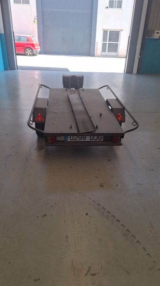 Remolque moto ligero usado