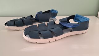 Sandalias niño azul marino