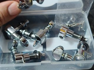 Clavijeros Grover cromados x6