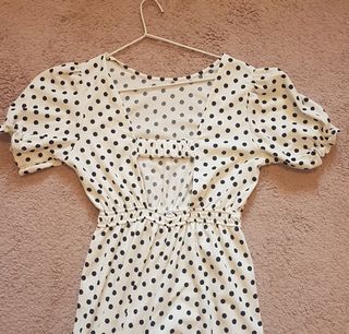 Mono Zara lunares blanco y negro